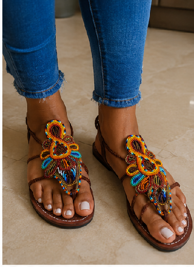 Sandales en cuir décorées de perles – Image 2